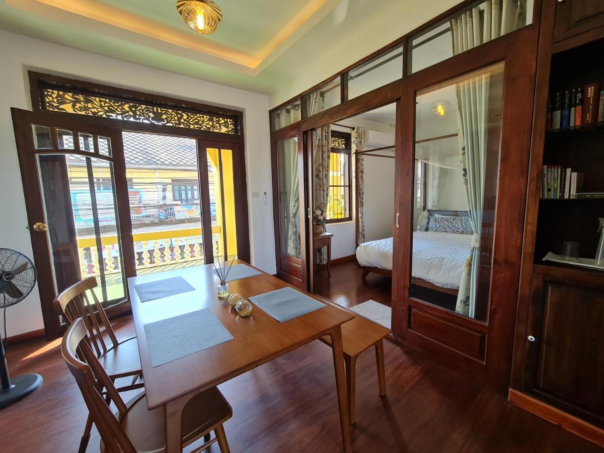 Sittisang Heritage House 1920 Kanchanaburi Extérieur photo