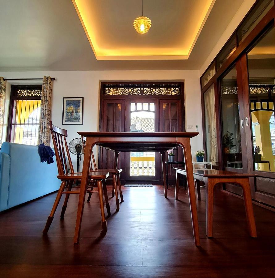 Sittisang Heritage House 1920 Kanchanaburi Extérieur photo